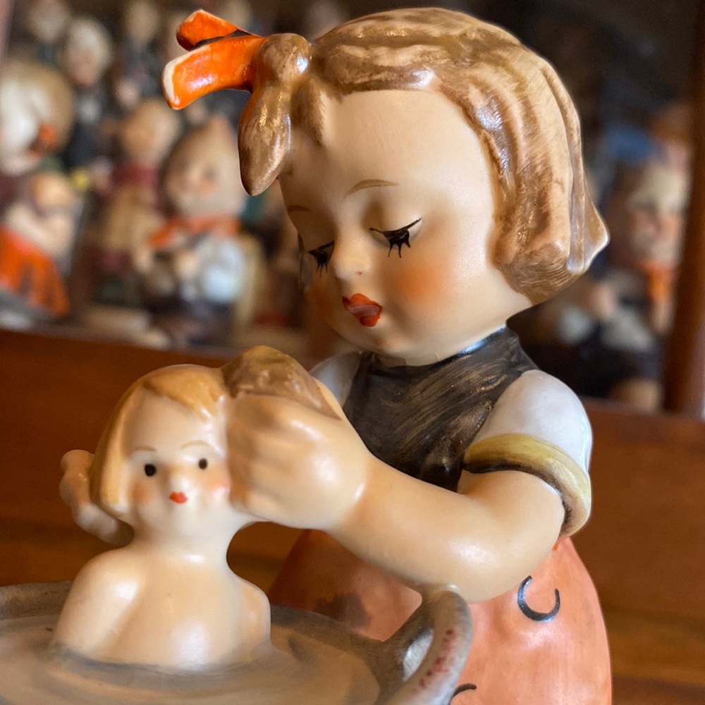 🖤TM6 ‘Doll Bath’ Hummel Goebel #319